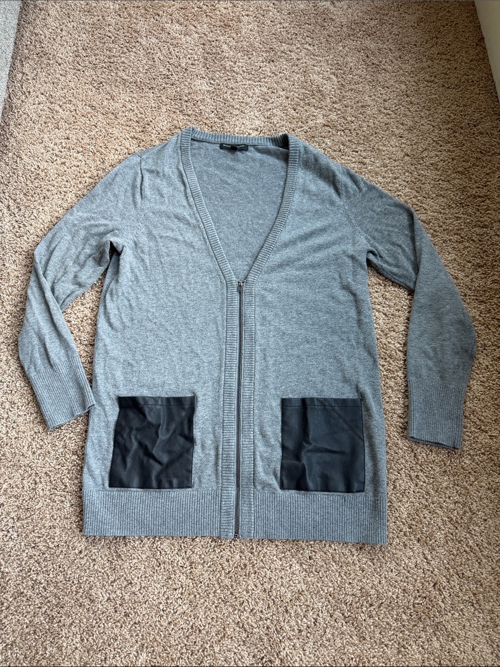Banana Republic Gray Zip-Front Cardigan with Black Patch Pockets Size M